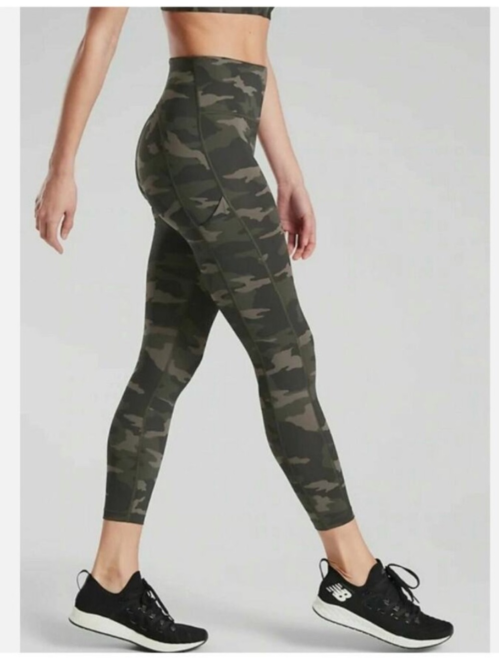 Athleta ultimate camo 7/8 athletic leggings medium